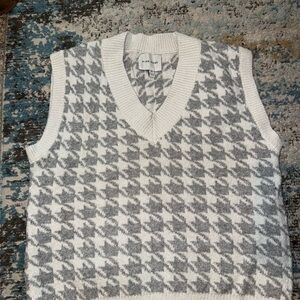 Pink Rose Gray and White V-Neck Sweater